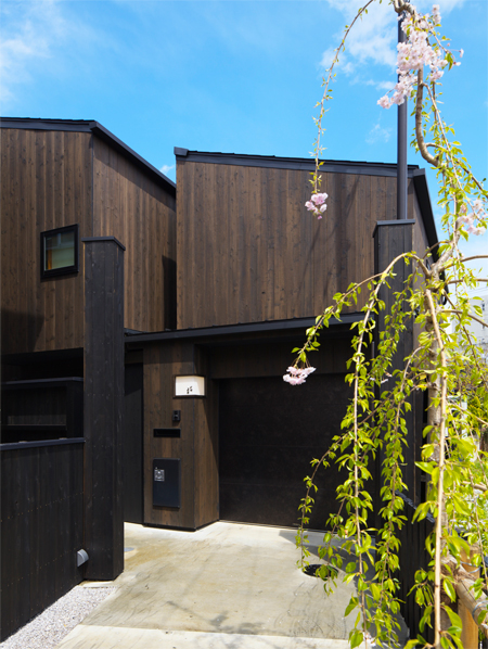 完成 ドリームハウスの家 Rc構造の和モダン住宅 横浜の狭小住宅 二世帯住宅 注文住宅の間取りは中鉢建設